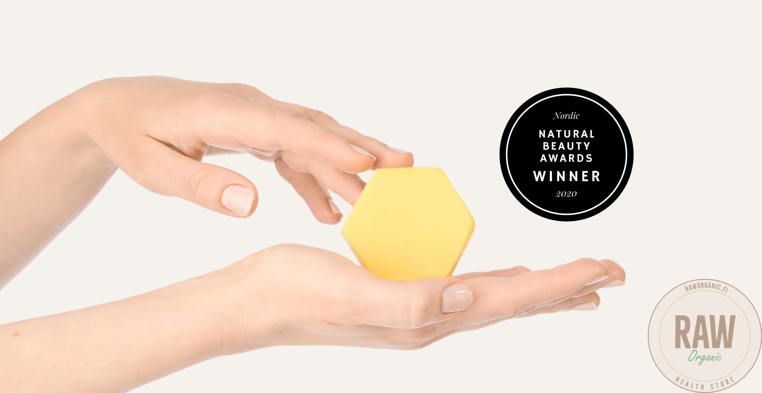Luonkos Radiant cleansing cake