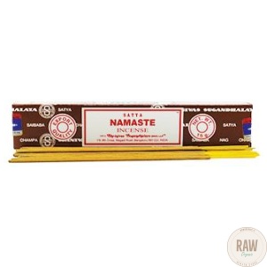 Satya Namaste-suitsuke