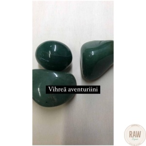 Vihrea_aventuriini_kivi_2_cm_hiottu