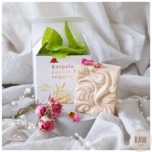 Saaren_Taika_Karpalo_Luksus_spa__saippua