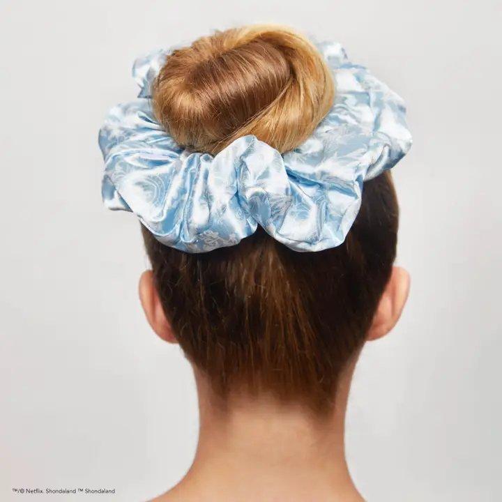 KITSCH_Bridgerton_x_Satin_Pillow_Scrunchies___Toile_De_Blue