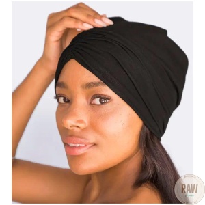 Kitsch_Sleep_Beanie_with_Satin_Lining___Black__satiiniunimyssy_hiuksille