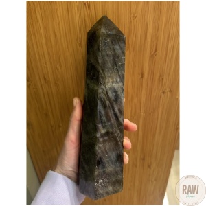 Labradoriitti_torni_n__18___20cm